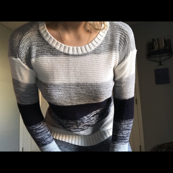Striped sweater - Picture 2 of 2
